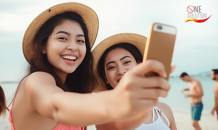 Avoid sharing details of your vacation online